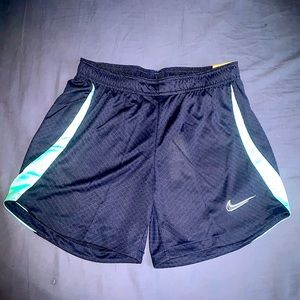 Women’s Nike dri-fit football/soccer shorts
